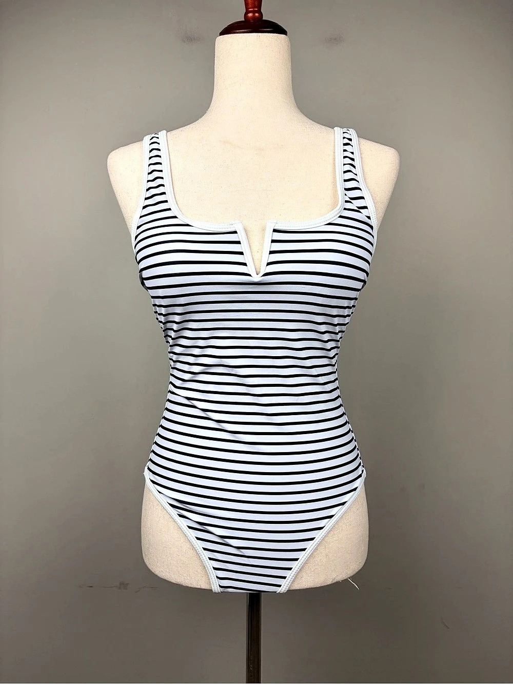 Women’s S Black White Striped One Piece Swimsuit Notch Neck Scoop Back